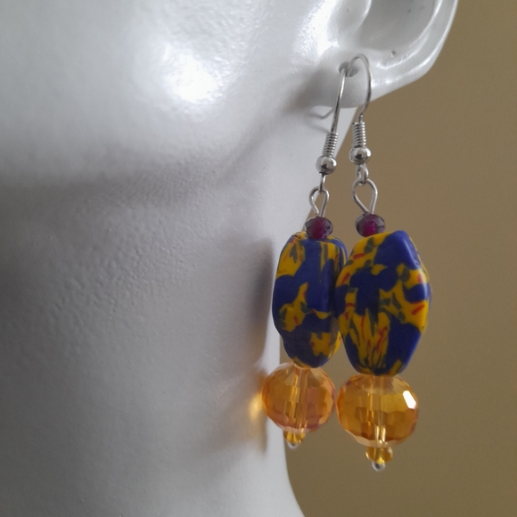 SALE!New handmade beaded drop earrings - Picture 3 of 6